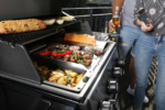 Broil King Crown 490 - 4 main burners + side burner + rotis + cab - Image 4