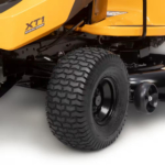 42" (107 cm) Ride-On Lawn Tractor – 19.5 HP Petrol Lawn Mower with Hydrostatic Drive