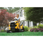 42" (107 cm) Ride-On Lawn Tractor – 19.5 HP Petrol Lawn Mower with Hydrostatic Drive